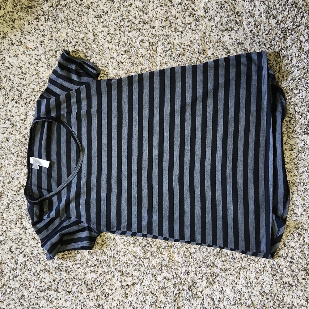 LuLaRoe womens classic tshirt